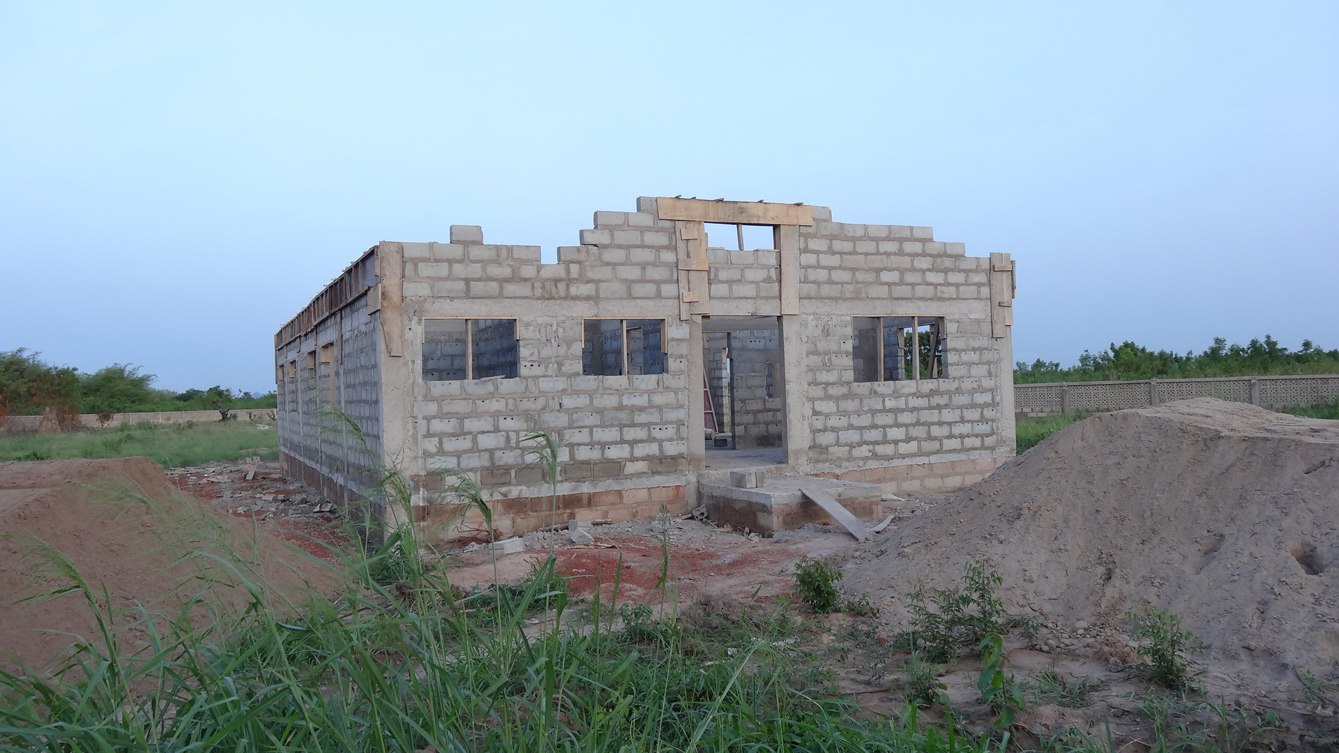 Erster Ausbau 2013 - Auch die Jungen bekommen ihr eigenes Haus in Ayikuma